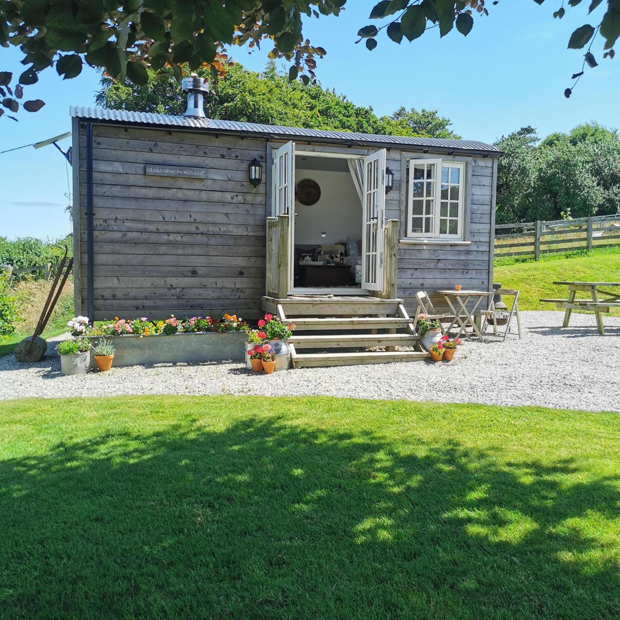 Villa Elvan Farm Shepherd'S Hut Exeter Exterior foto